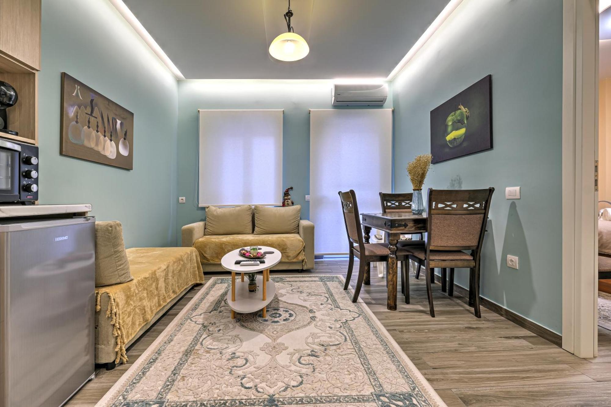 Sophie's Apartment *